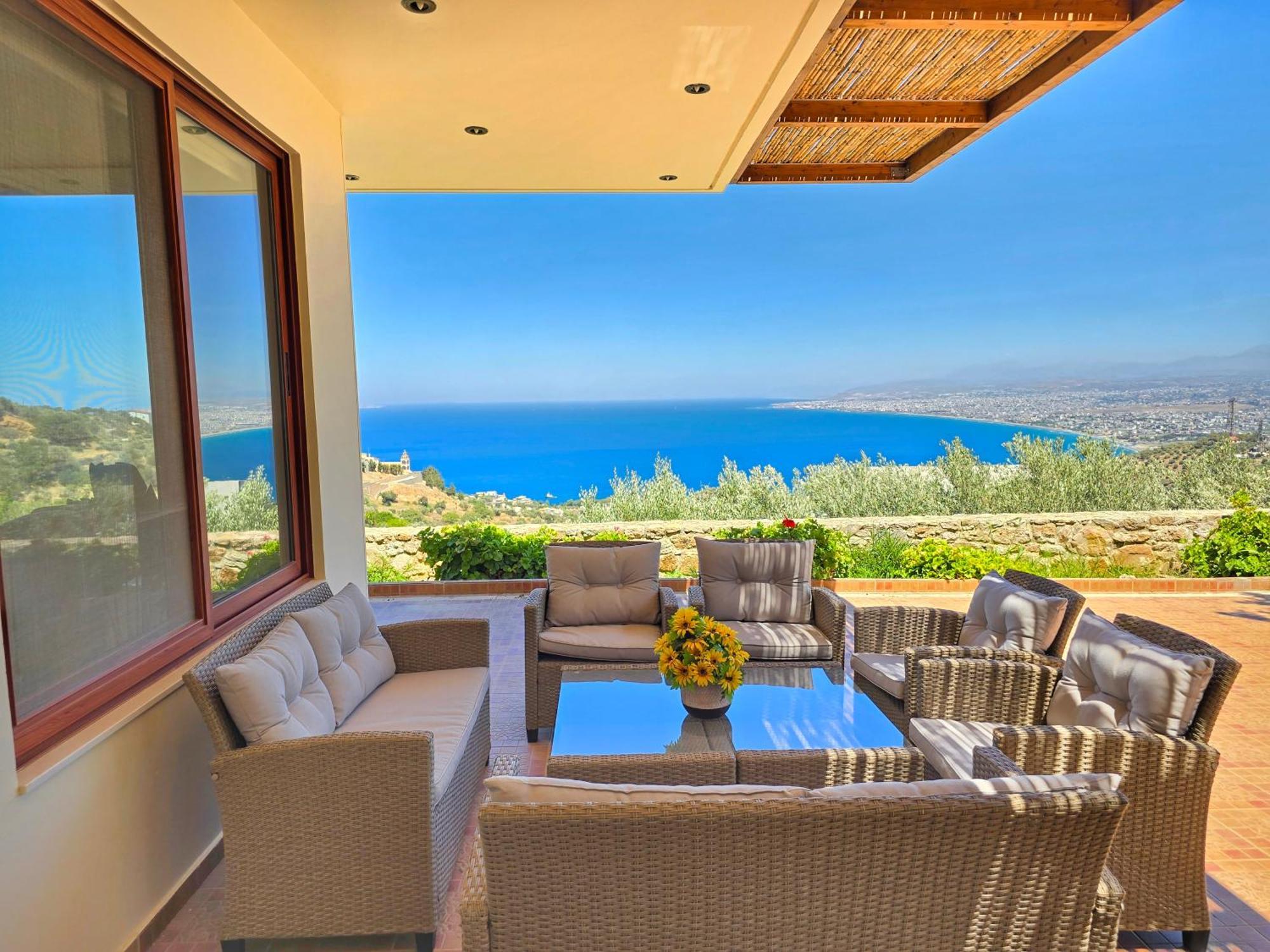 Villa Balcony, Cozy Villa With Amazing View Rodhiá Eksteriør billede